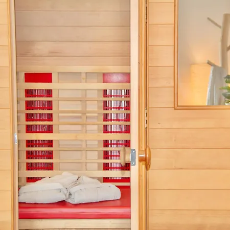 Vitaflow Logies Met Sauna アパート